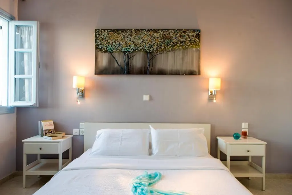 Superior Studio With Balcony, Private Jacuzzi and Sunrise Sea View